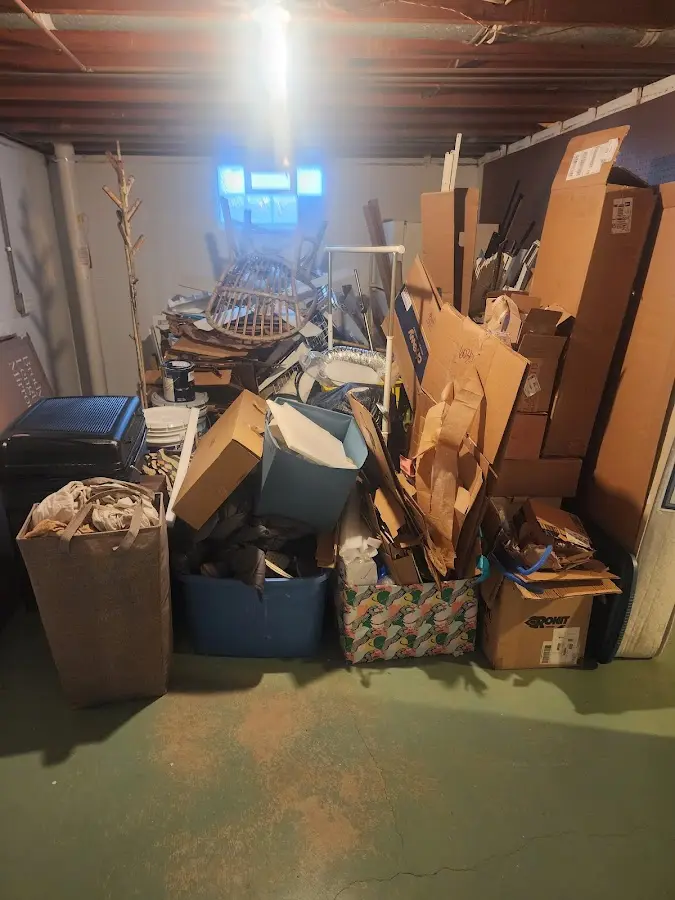 Roll-off dumpster container at job site for Construction Dumpster Rental in Rancho Mission Viejo